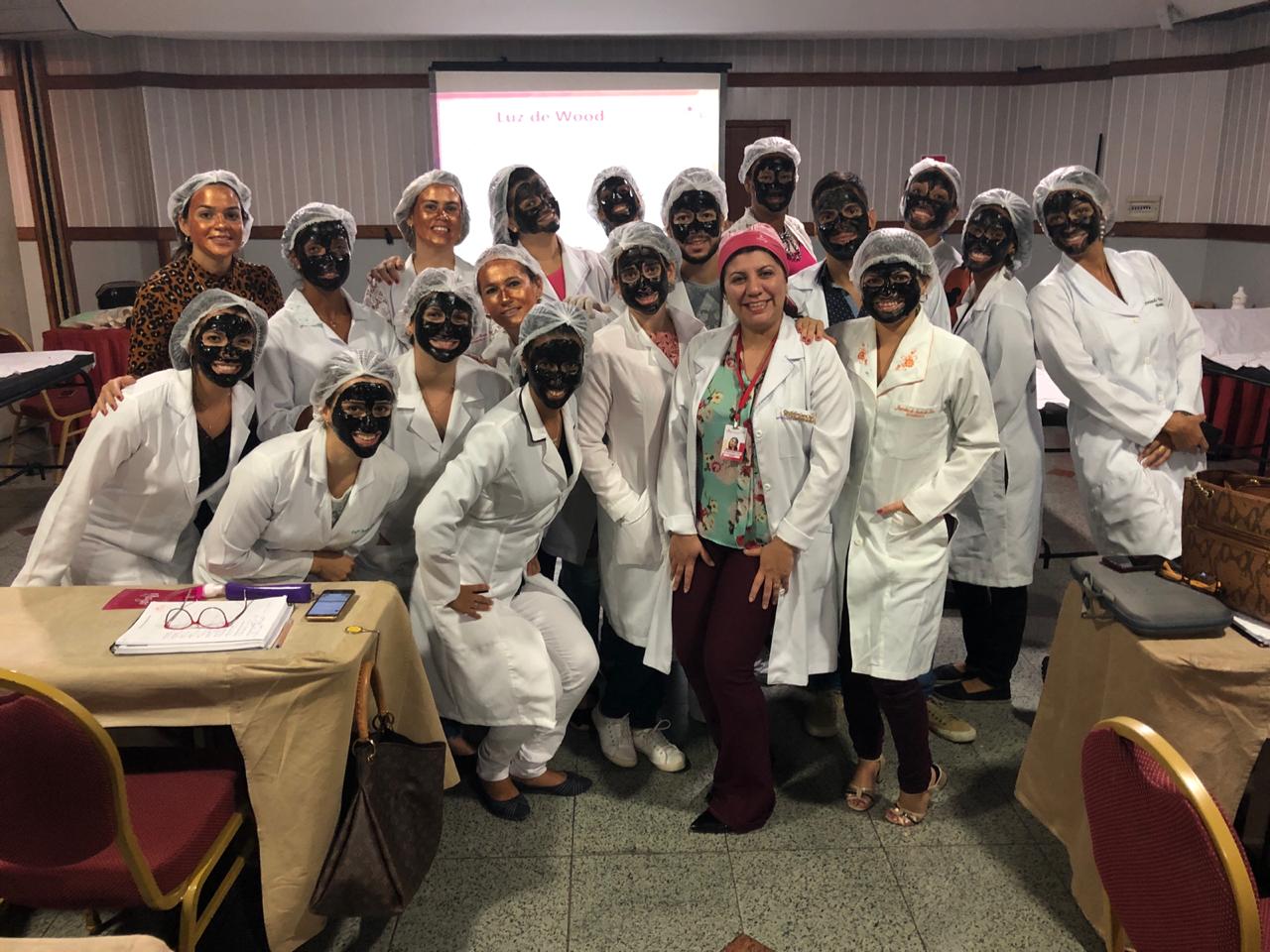 Enfermeiros de Salvador-BA dão início a pós-graduação em saúde estética